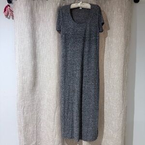 Old Navy Heather Grey Maxi T-Shirt Dress Side Slits Size Medium NWOT